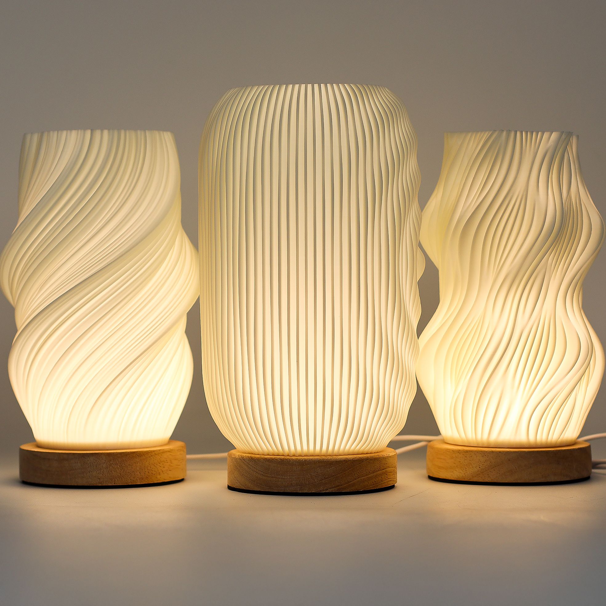 New Wave Lamp - USB - 3 settings - Modern Twisted