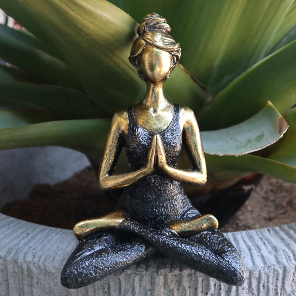 Yoga Lady Figurine 24cm – Bronze & Black Yoga Pose – Handmade Decorative Resin Ornament