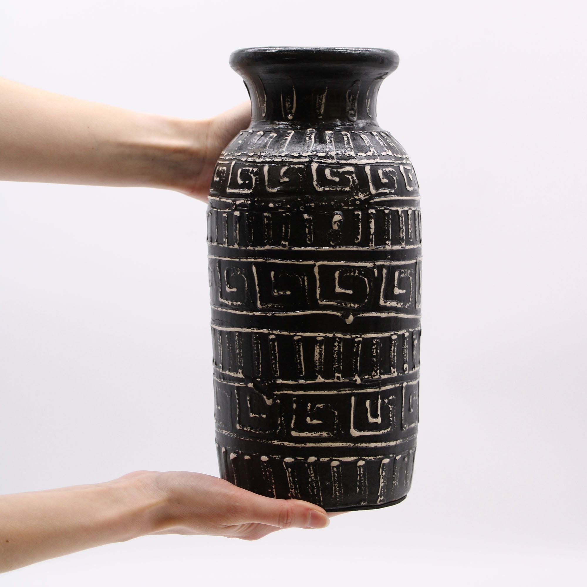 Handmade Lombok Ceramic Ceramic Vase – Chocolate – Indonesian Artisan Pottery UK