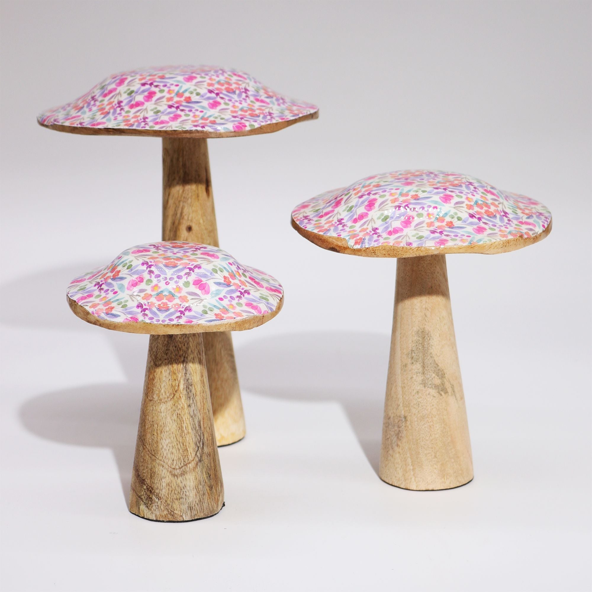 Med Wooden Mushroom - Pretty Floral – Medium