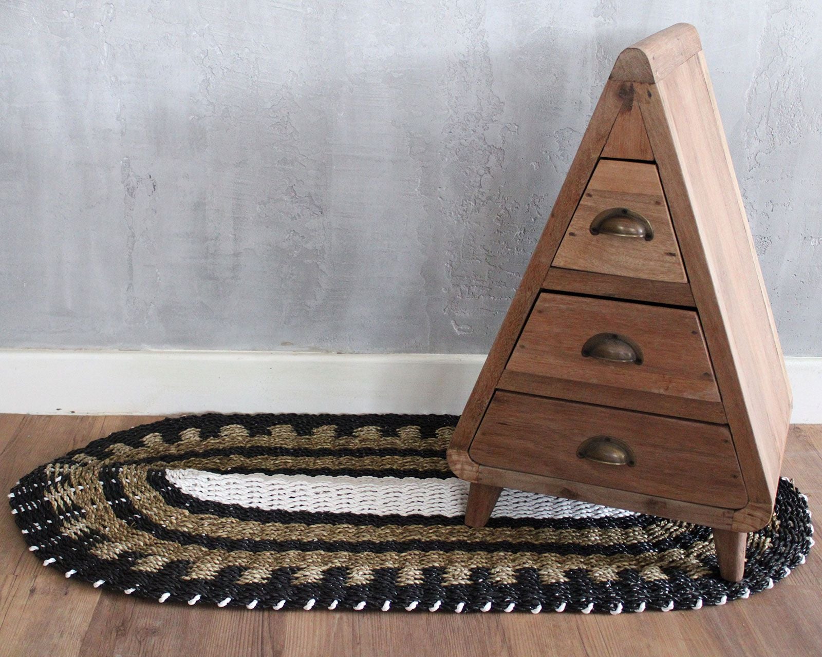 Oval Seagrass Rug 60x120cm – Black, White & Tan Classic Design – Handmade Natural Jute Area Rug