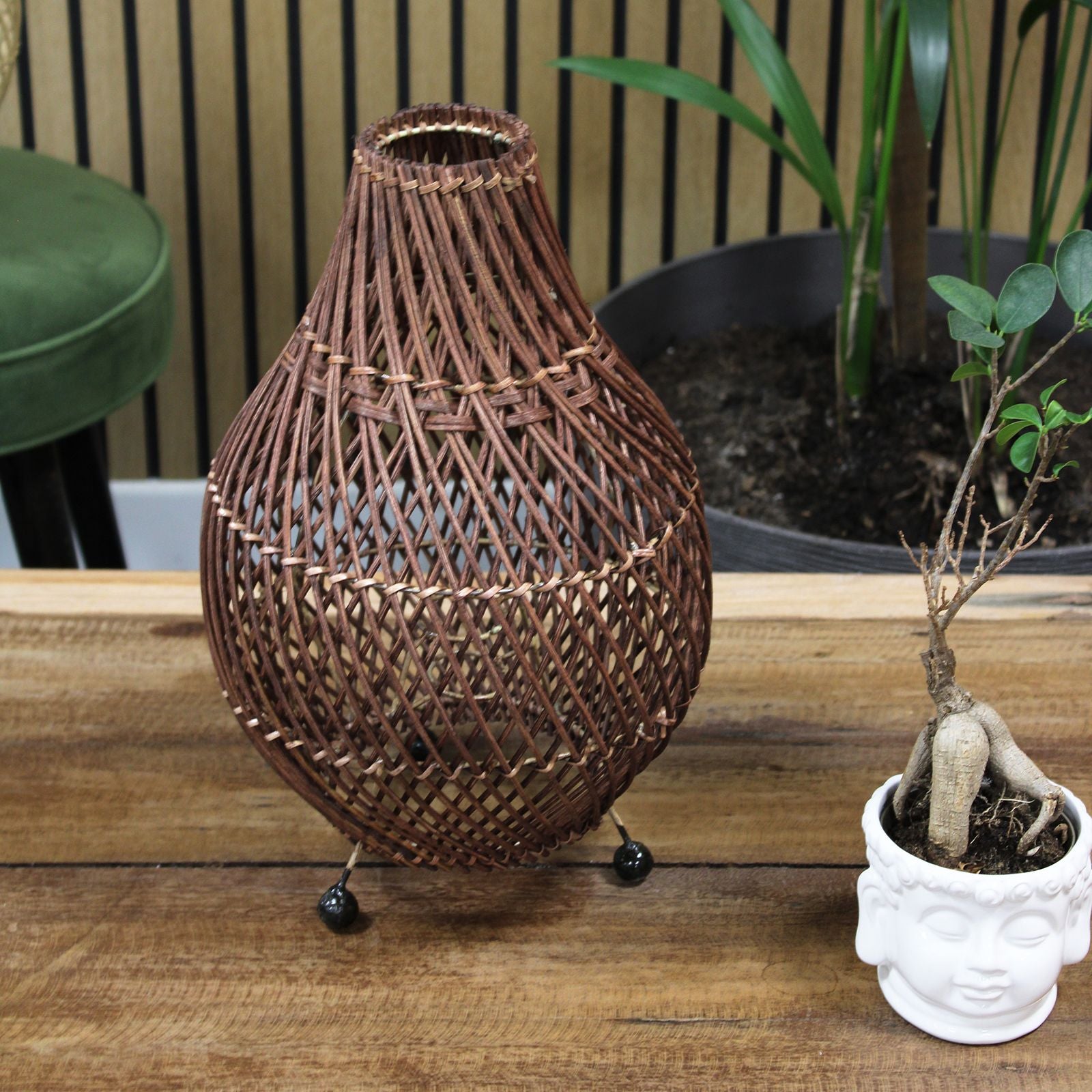 Dark Brown Rattan Table Lamp – Woven Boho Desk Light (H: 39cm, L: 24cm)