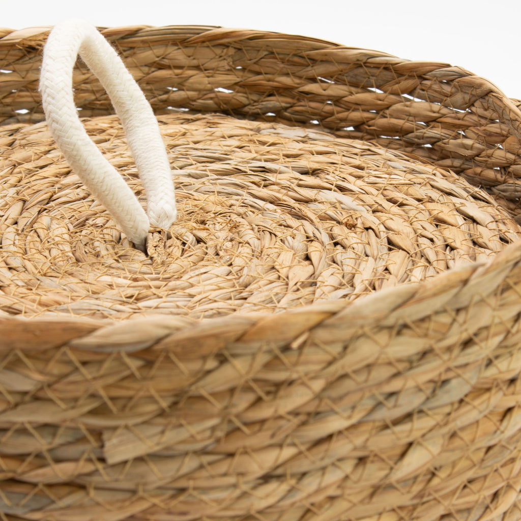 Set of 3 Round Seagrass & Cotton Baskets with Lids – Natural Woven Storage Baskets (21-29cm)