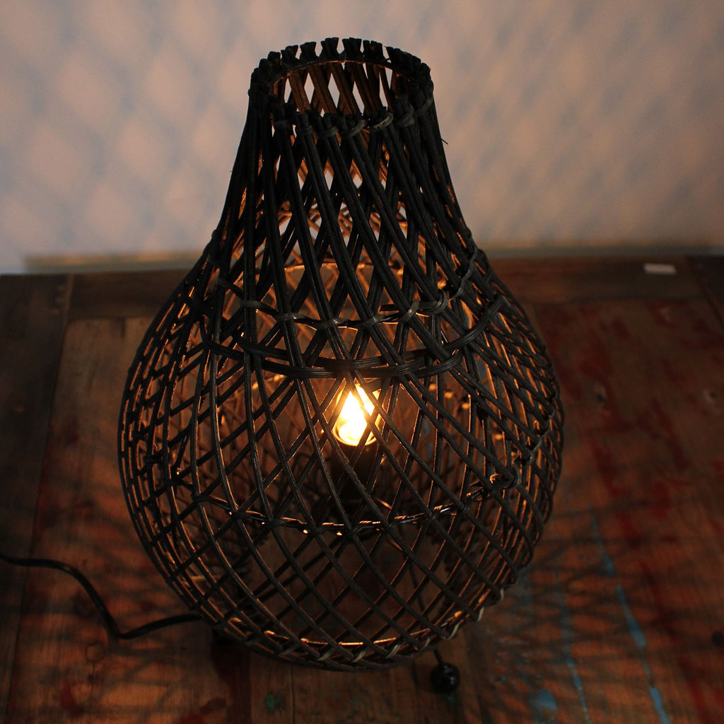 Black Rattan Table Lamp – Woven Boho Desk Light (H: 39cm, L: 24cm)