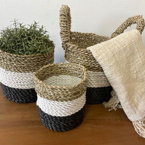 Set of 3 Round Seagrass Baskets – Dark Grey, White & Natural – Woven Storage Baskets