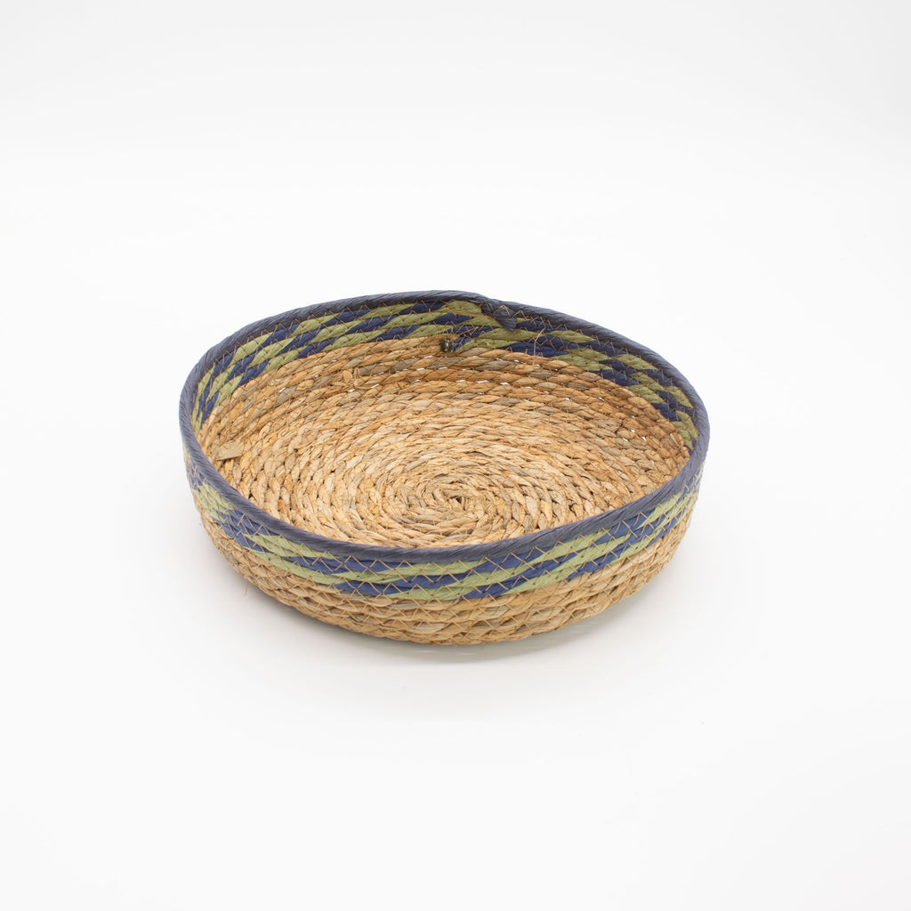 Set of 3 Round Straw & Seagrass Tray Baskets – Natural, Green & Blue – Woven Storage Trays (24-34cm)