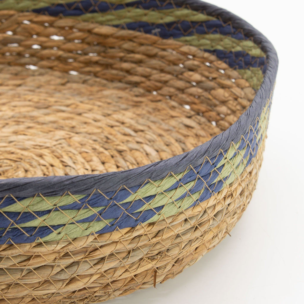 Set of 3 Round Straw & Seagrass Tray Baskets – Natural, Green & Blue – Woven Storage Trays (24-34cm)