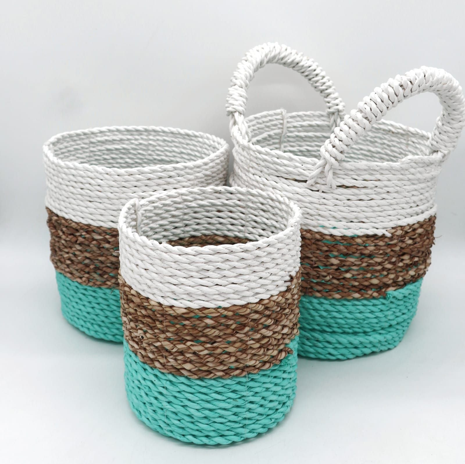 Set of 3 Round Seagrass Baskets – Green, Natural & White – Woven Storage Baskets