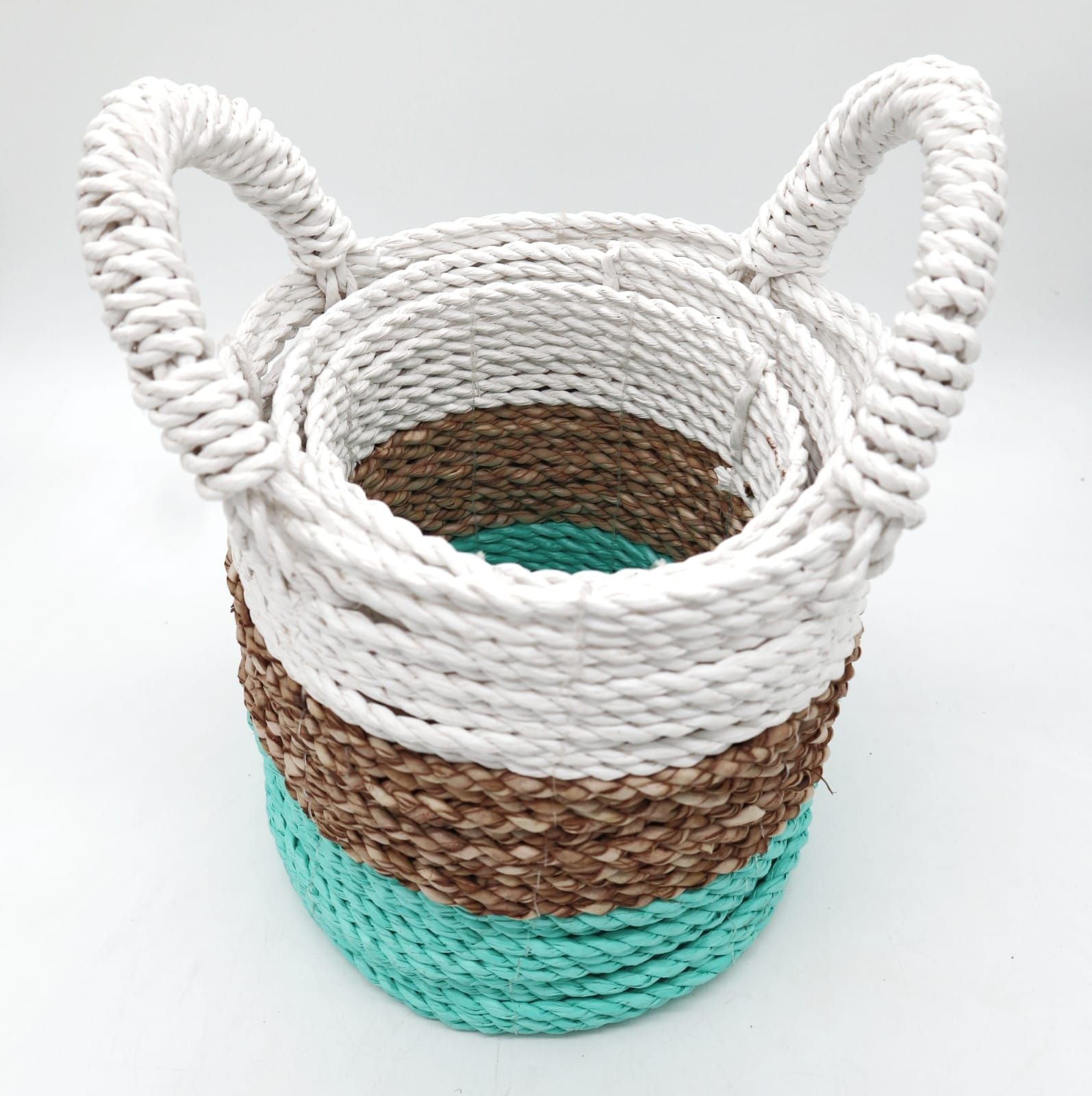 Set of 3 Round Seagrass Baskets – Green, Natural & White – Woven Storage Baskets