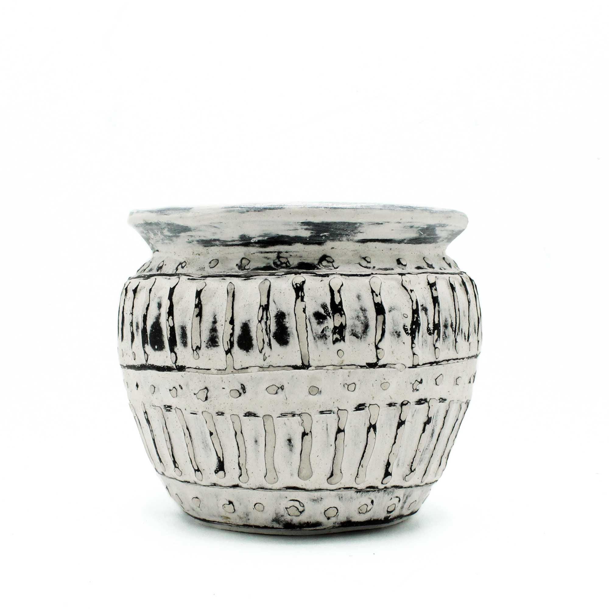 Handmade Lombok Ceramic Ceramic Vase – Cream – Indonesian Artisan Pottery UK