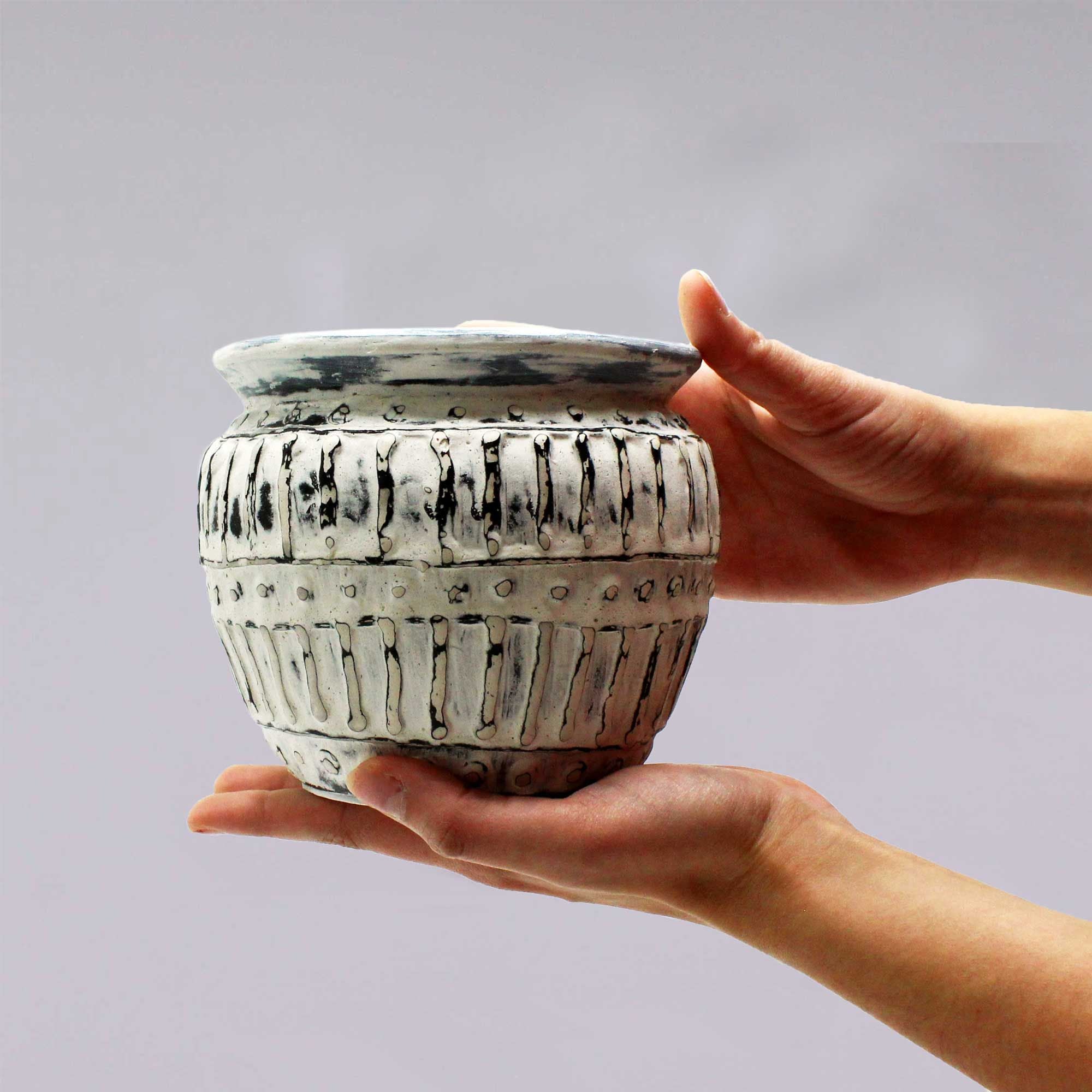Handmade Lombok Ceramic Ceramic Vase – Cream – Indonesian Artisan Pottery UK