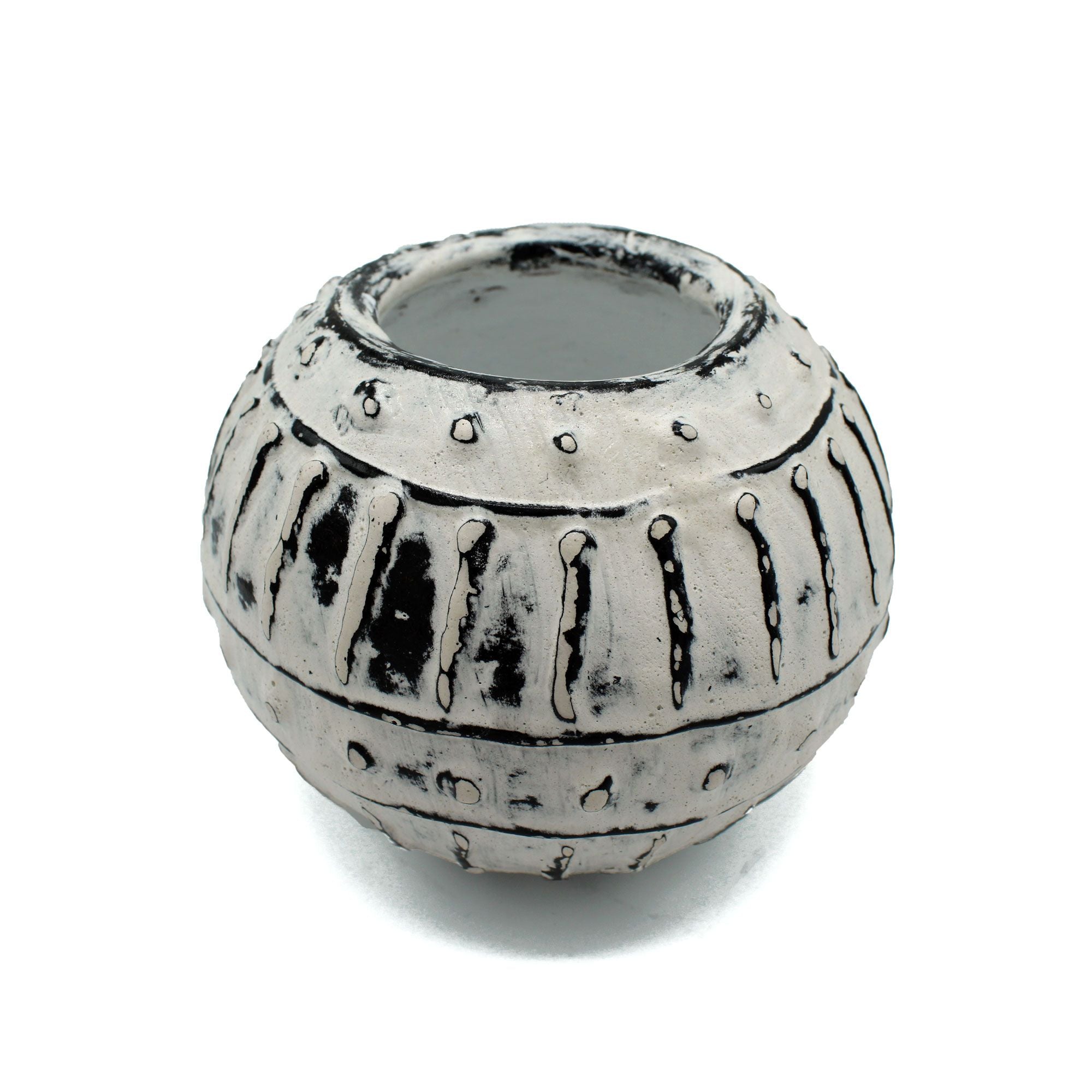 Handmade Lombok Ceramic Ceramic Vase – Cream – Indonesian Artisan Pottery UK